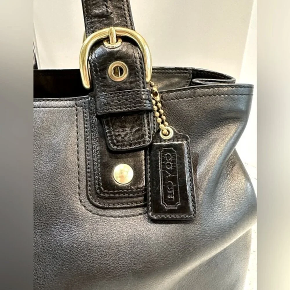 COACH‎ Black Leather Shoulder Handbag